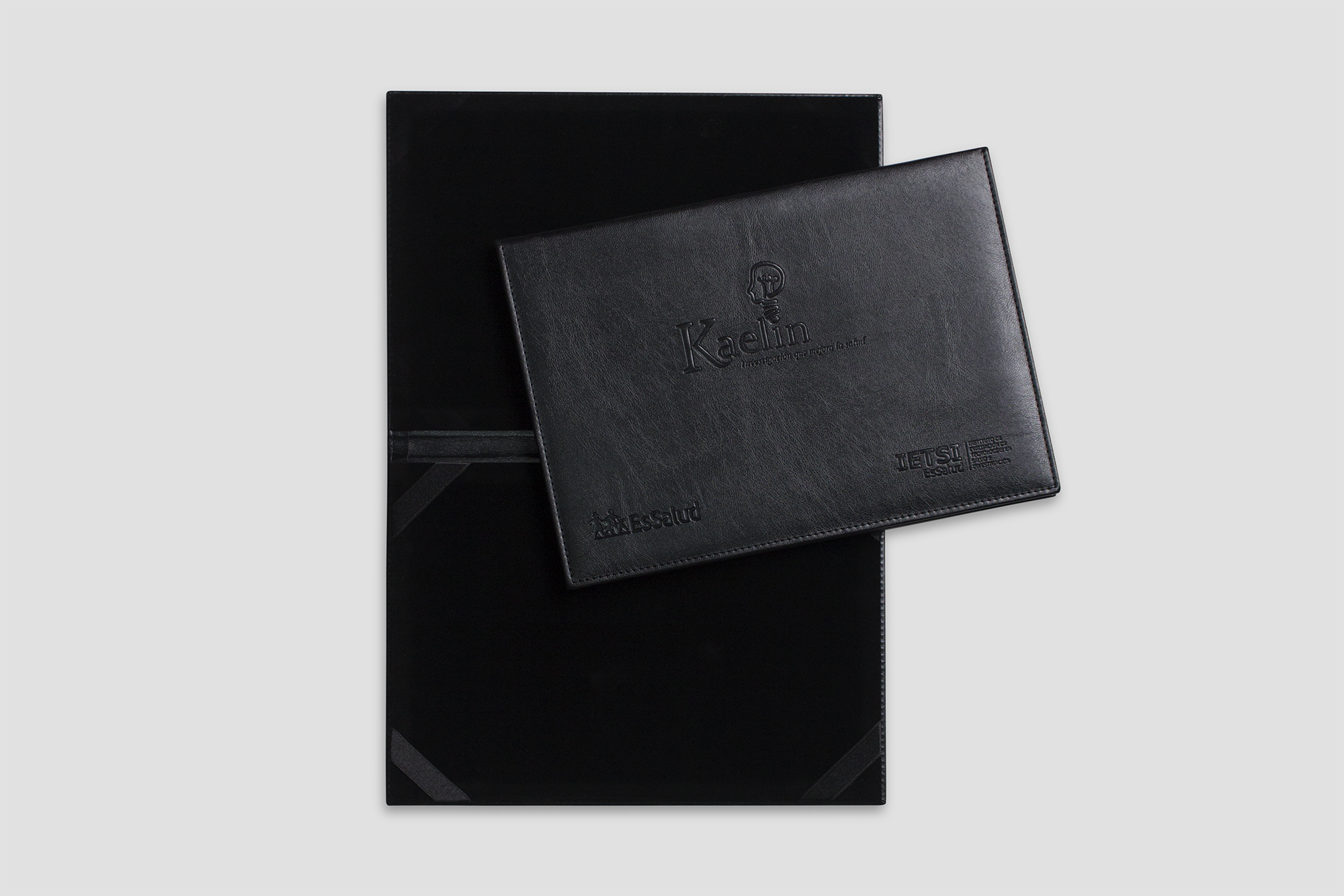 Cartapacios y portacertificados